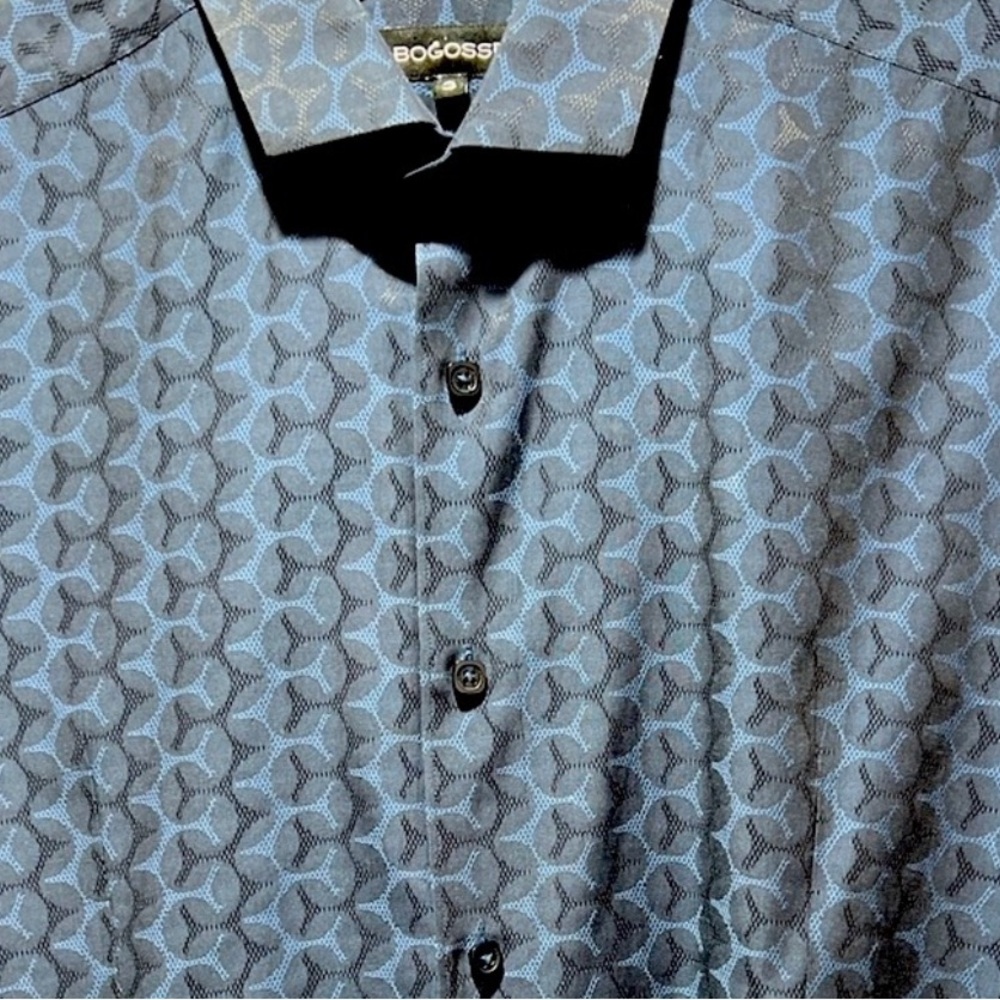 ❤️❤️Men’s high end Bogosse dress shirt. Size M. Pristine condition❤️❤️